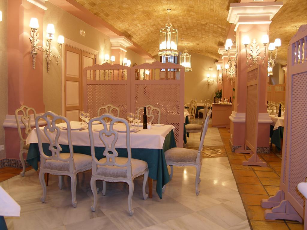 Hotel Santo Domingo Lucena Esterno foto